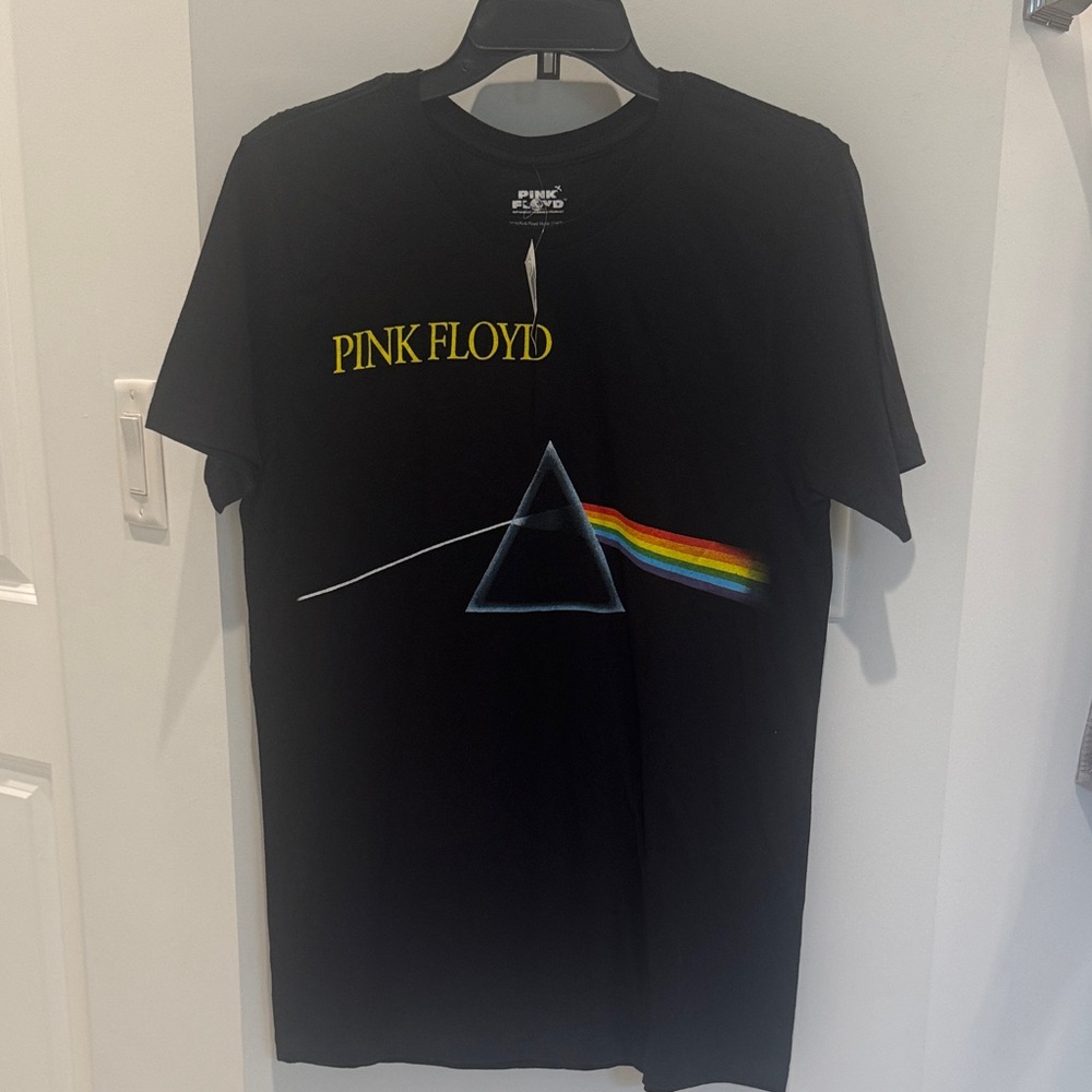 Pink Floyd Black Tee with Prism and Rainbow Design